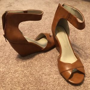 Leather peep toed wedges